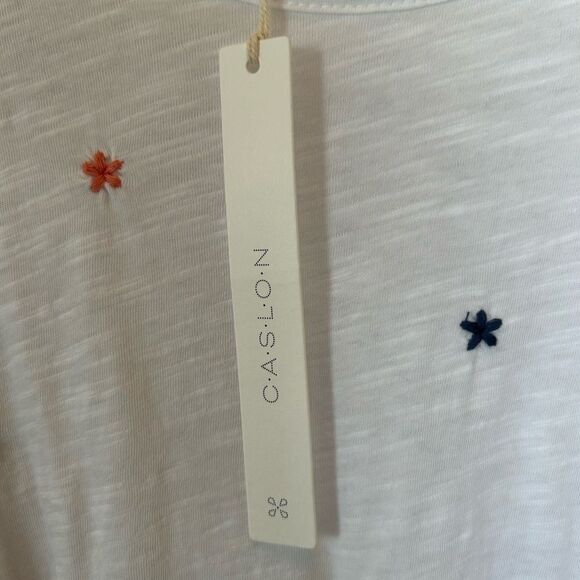 NWT Nordstrom Caslon knotted white Embroidered Flower tee 1X - Picture 9 of 10